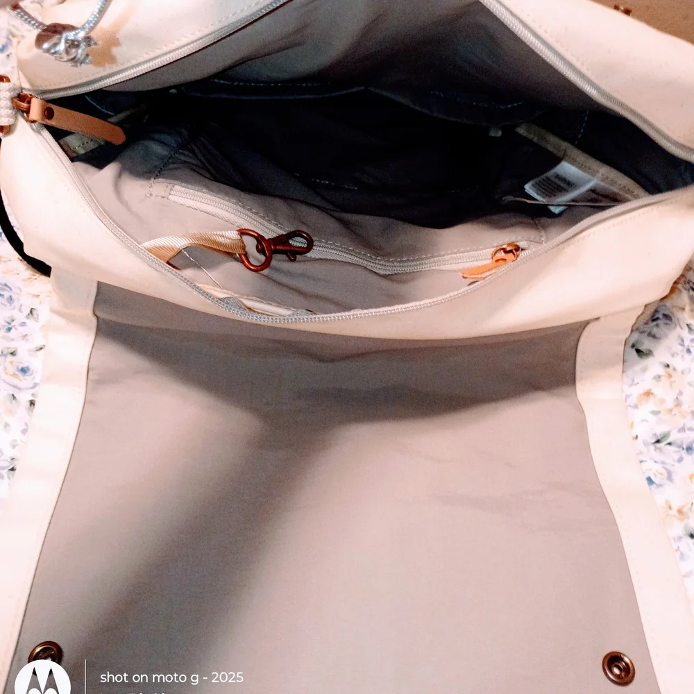 Petunia Pickle Bottom Cream and Gray Baby Bag - Picture 4 of 6